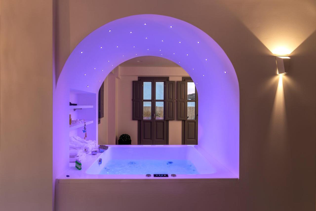Blackstone Luxury Suites Emporio  Экстерьер фото