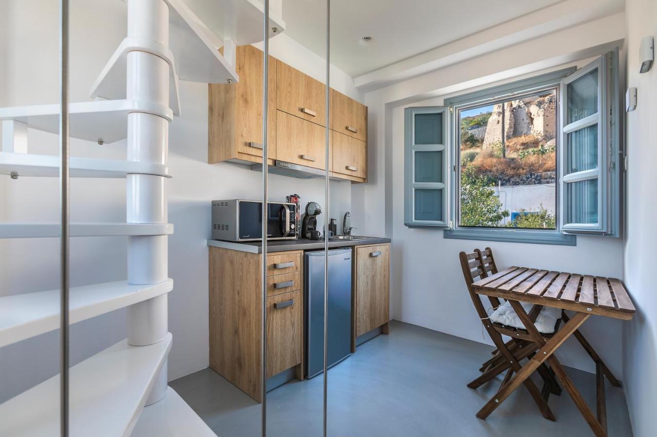 Blackstone Luxury Suites Emporio  Экстерьер фото