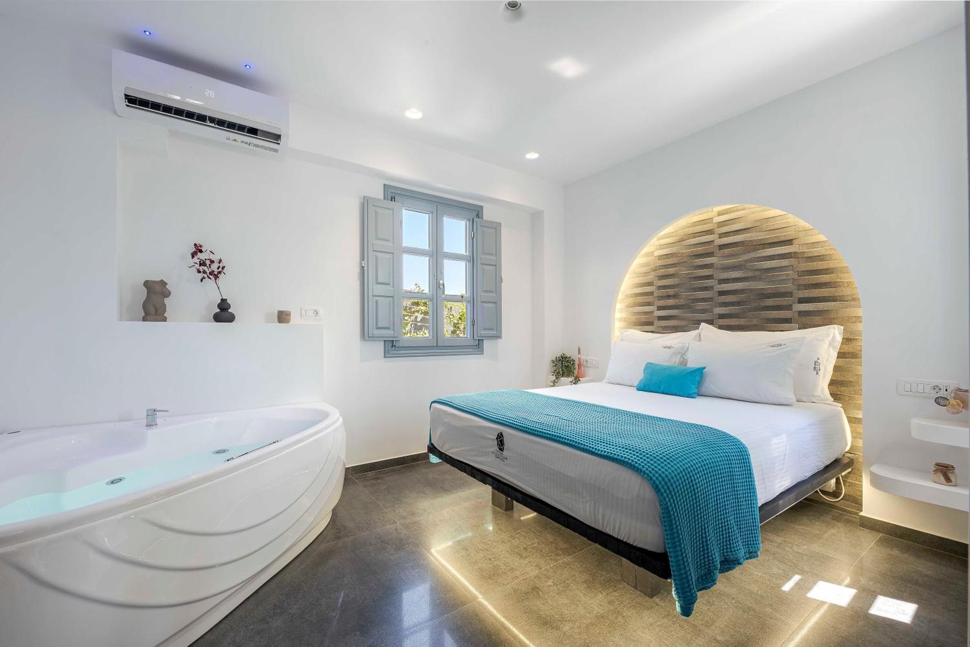 Blackstone Luxury Suites Emporio  Экстерьер фото